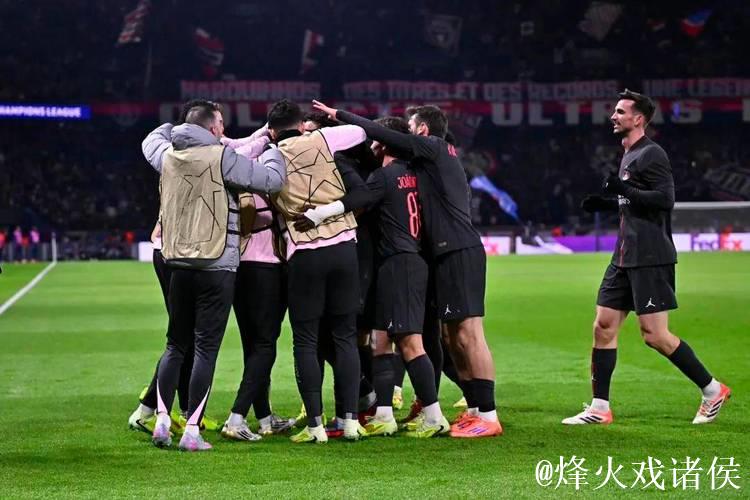 卫冕冠军高光之战！帽子戏法引爆欧冠赛场